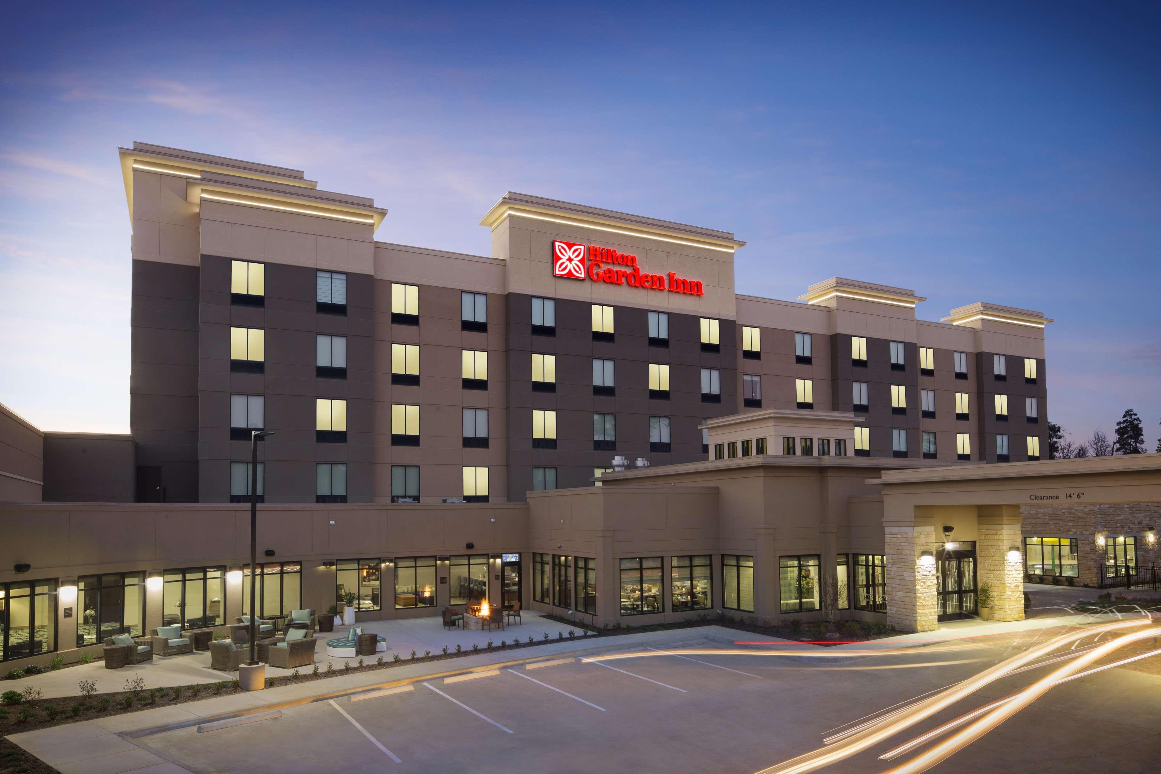 Longview Hilton Garden Inn Ngoại thất bức ảnh