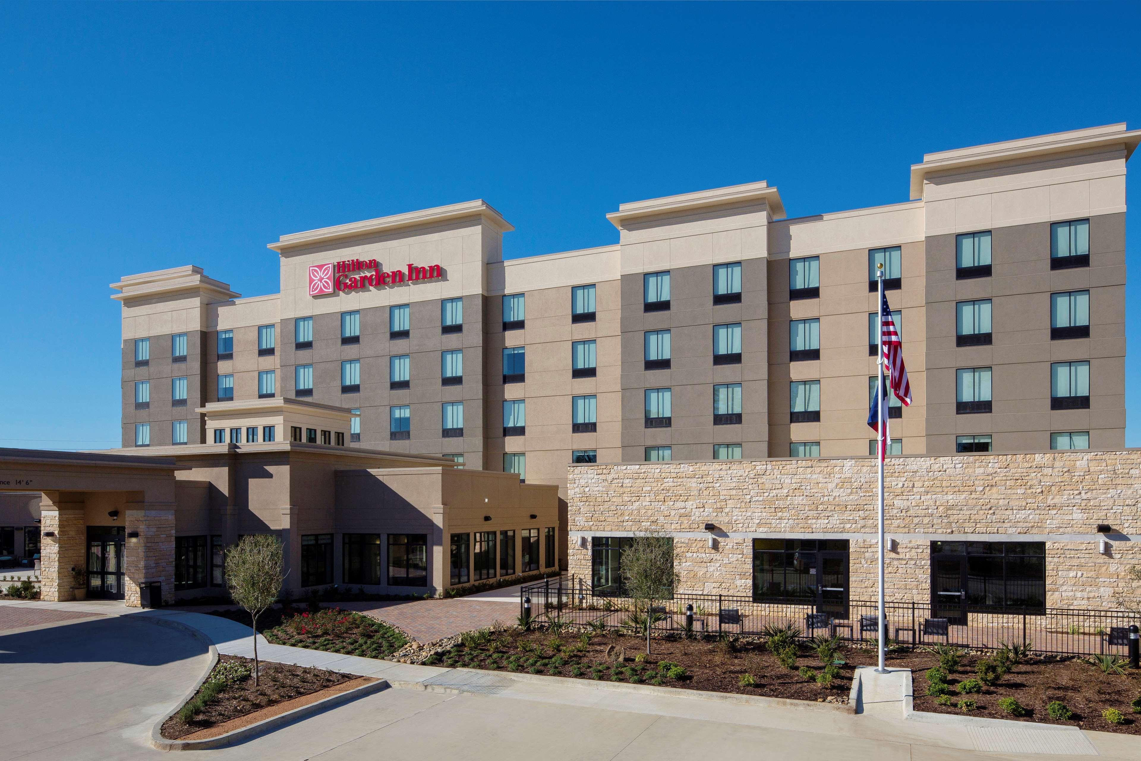 Longview Hilton Garden Inn Ngoại thất bức ảnh