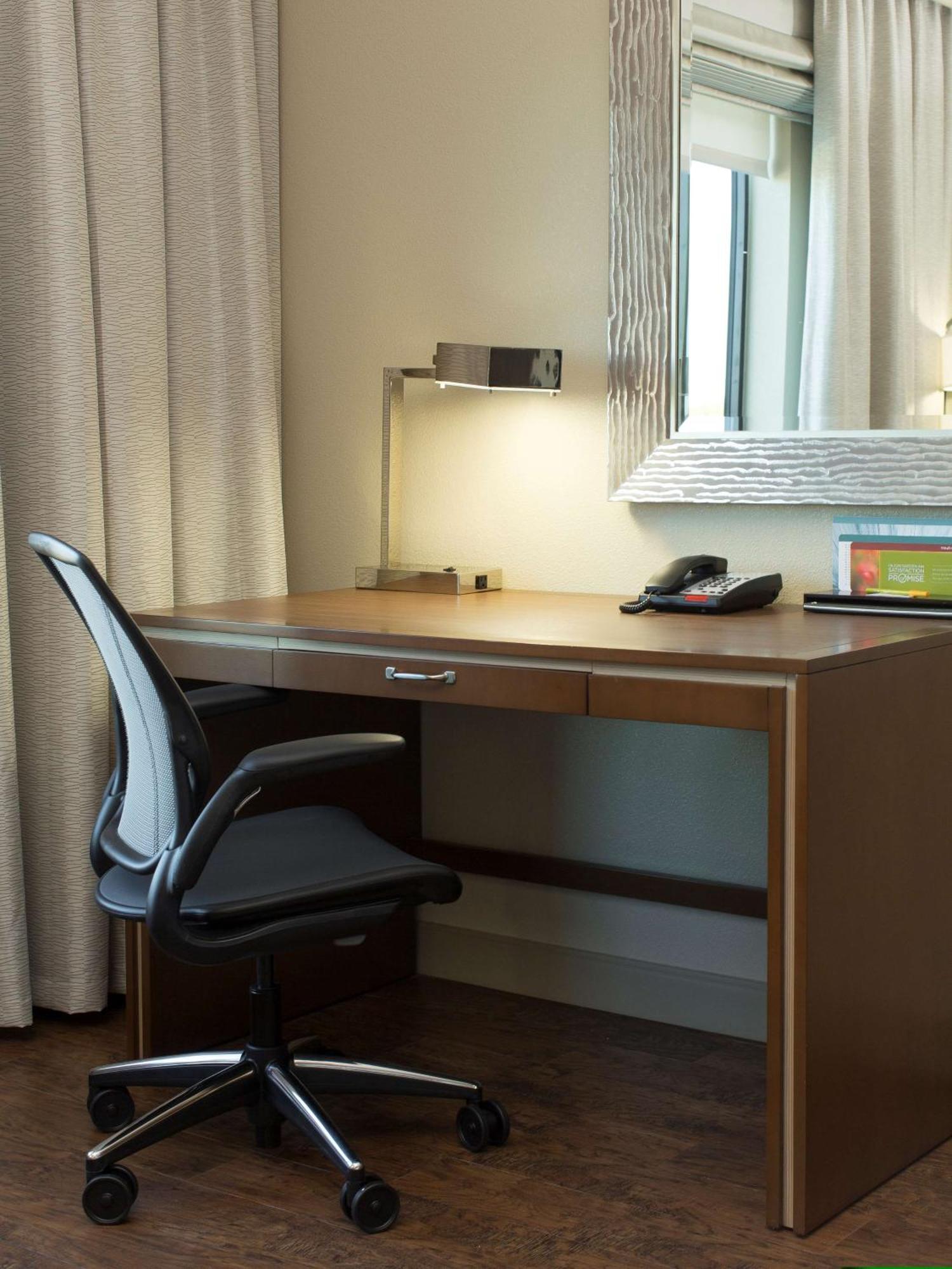 Longview Hilton Garden Inn Ngoại thất bức ảnh