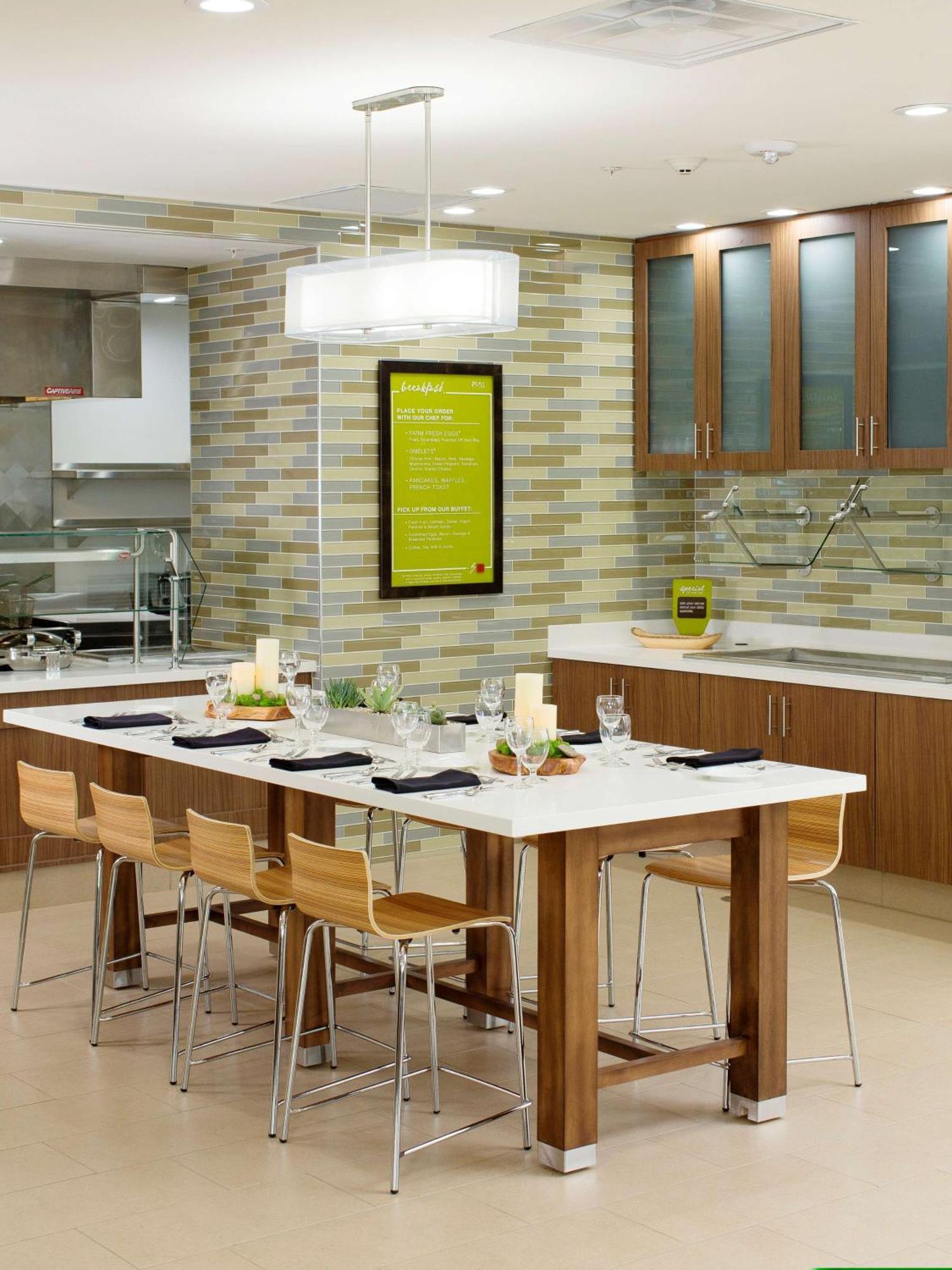 Longview Hilton Garden Inn Ngoại thất bức ảnh